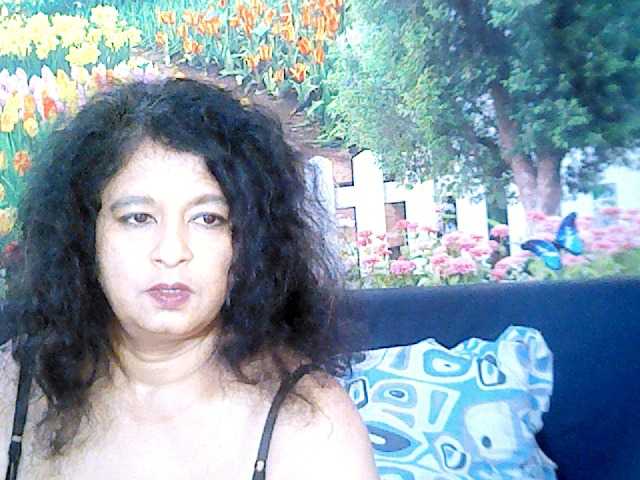 Live sex webcam photo for indianstar75 #275970113