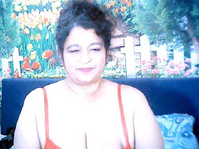 Live sex webcam photo for indianstar75 #276010287