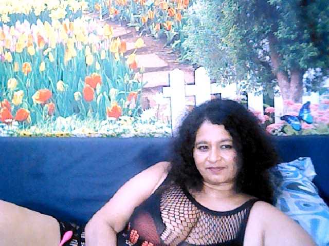 Live sex webcam photo for indianstar75 #276048117