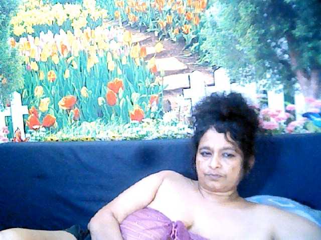 Live sex webcam photo for indianstar75 #276057660
