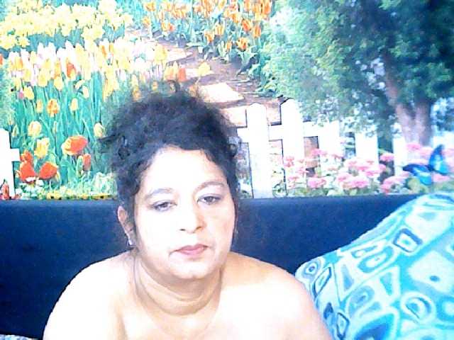 Live sex webcam photo for indianstar75 #276063293