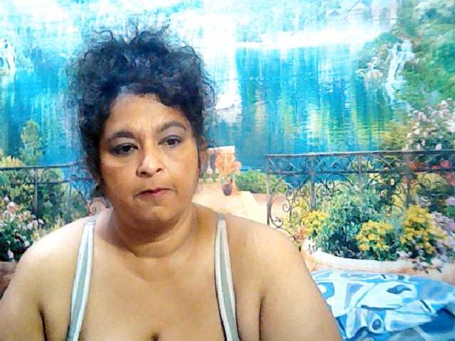 Live sex webcam photo for indianstar75 #276357460