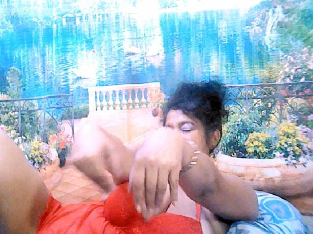 Live sex webcam photo for indianstar75 #276360732