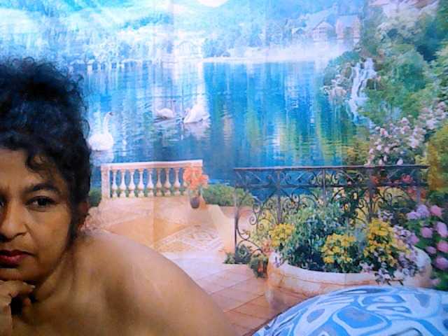 Live sex webcam photo for indianstar75 #276374260