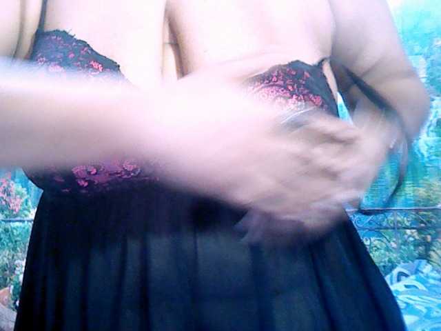 Live sex webcam photo for indianstar75 #276422723