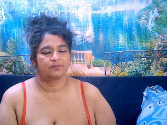 Live sex webcam photo for indianstar75 #276520336