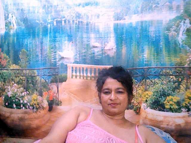 Live sex webcam photo for indianstar75 #276535451