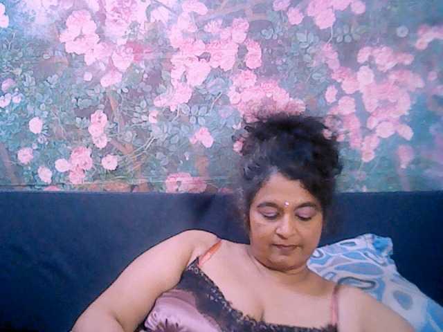 Live sex webcam photo for indianstar75 #276572752