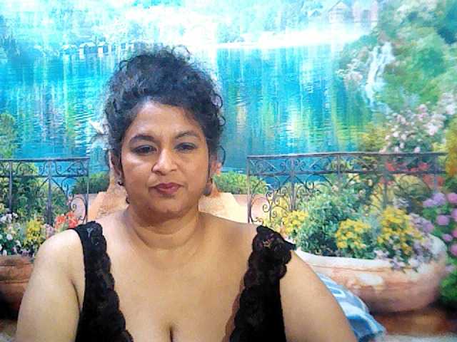 Live sex webcam photo for indianstar75 #276695461