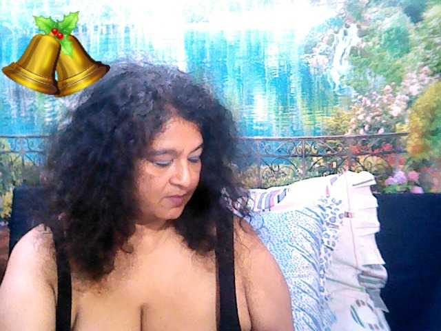 Live sex webcam photo for indianstar75 #276868954