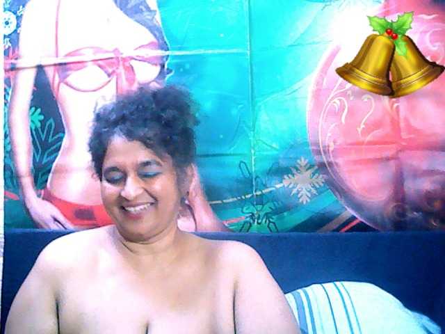 Live sex webcam photo for indianstar75 #276921057