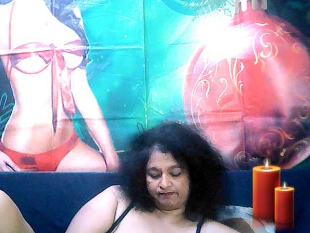 Live sex webcam photo for indianstar75 #276998964