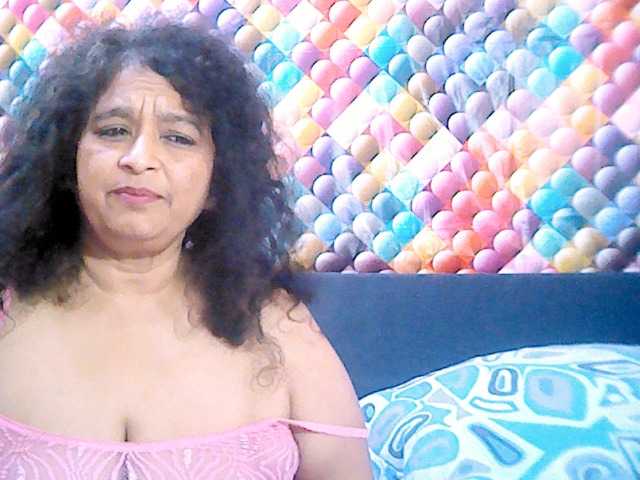 Live sex webcam photo for indianstar75 #277108003