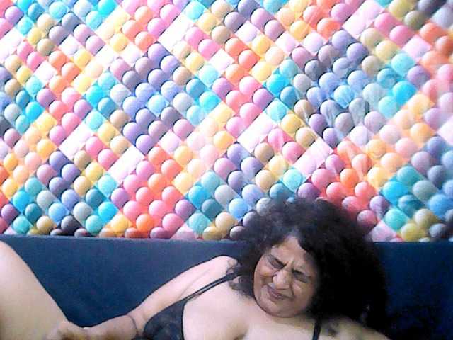 Live sex webcam photo for indianstar75 #277181152