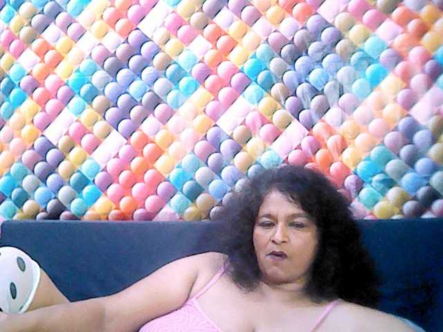 Live sex webcam photo for indianstar75 #277276324