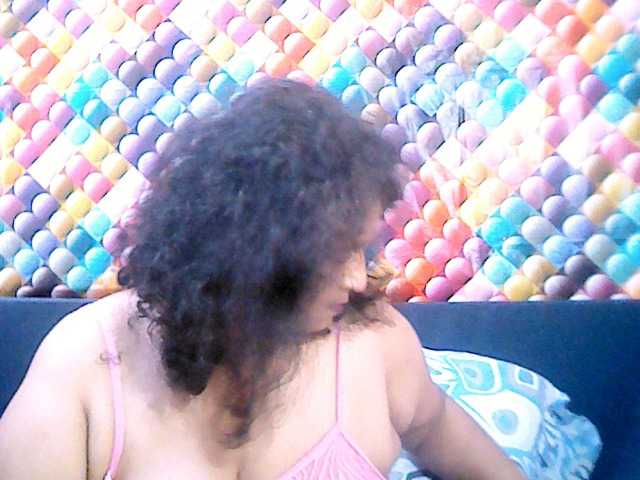 Live sex webcam photo for indianstar75 #277278204