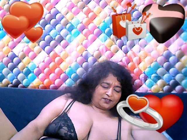 Live sex webcam photo for indianstar75 #277307019