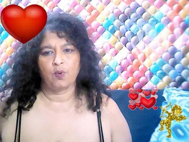 Live sex webcam photo for indianstar75 #277308819