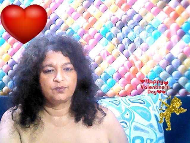 Live sex webcam photo for indianstar75 #277310305