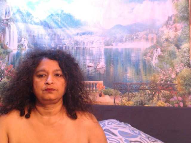 Live sex webcam photo for indianstar75 #277371578