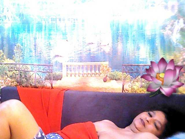 Live sex webcam photo for indianstar75 #277421344