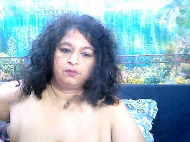 Live sex webcam photo for indianstar75 #277506862