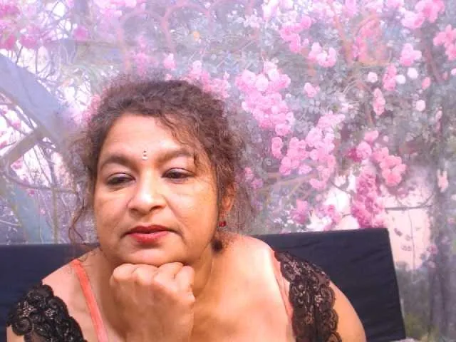 Live sex webcam photo for indianstar75 #288824183