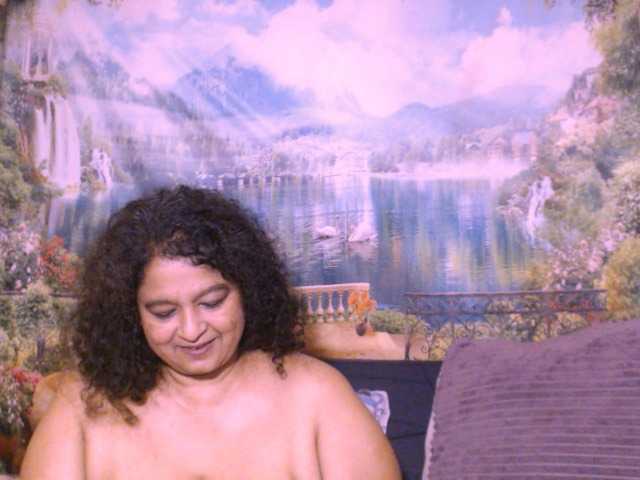 Live sex webcam photo for indianstar75 #290267906