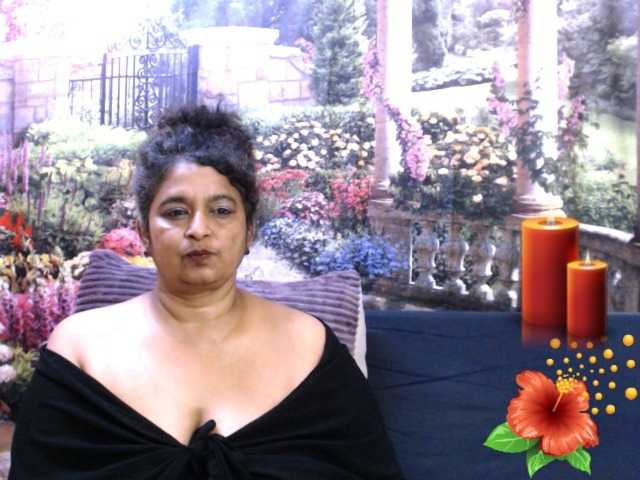 Live sex webcam photo for indianstar75 #290528791