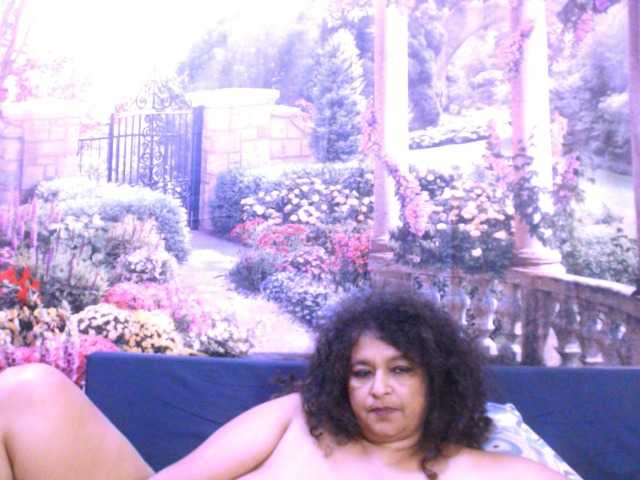 Live sex webcam photo for indianstar75 #290706208