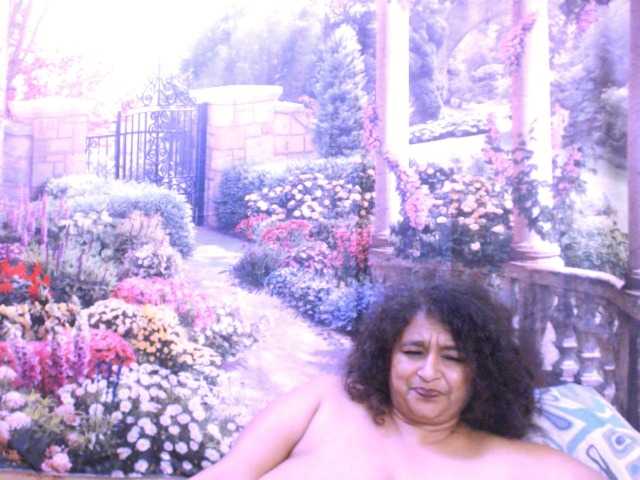 Live sex webcam photo for indianstar75 #290843439