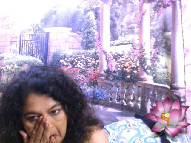 Live sex webcam photo for indianstar75 #291025268