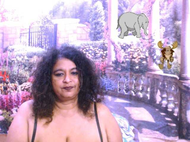 Live sex webcam photo for indianstar75 #291032231