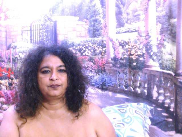 Live sex webcam photo for indianstar75 #291035590