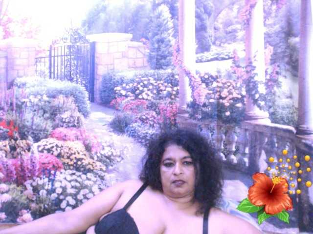 Live sex webcam photo for indianstar75 #291037784