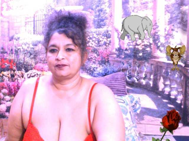 Live sex webcam photo for indianstar75 #291122310