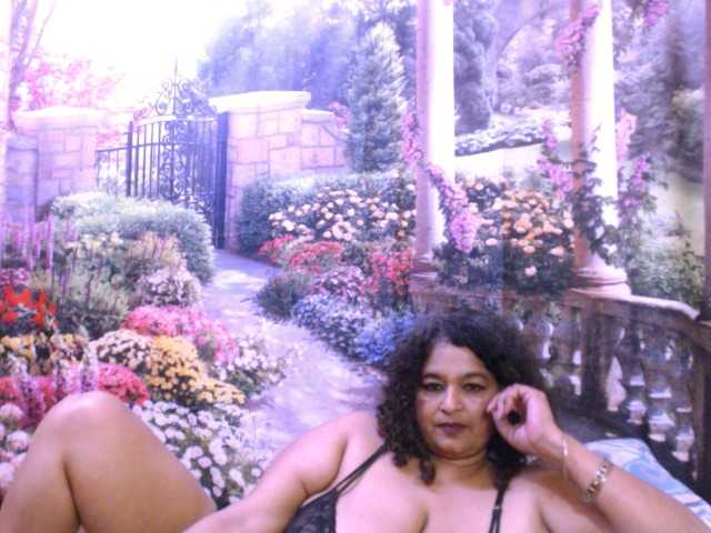 Live sex webcam photo for indianstar75 #291179879