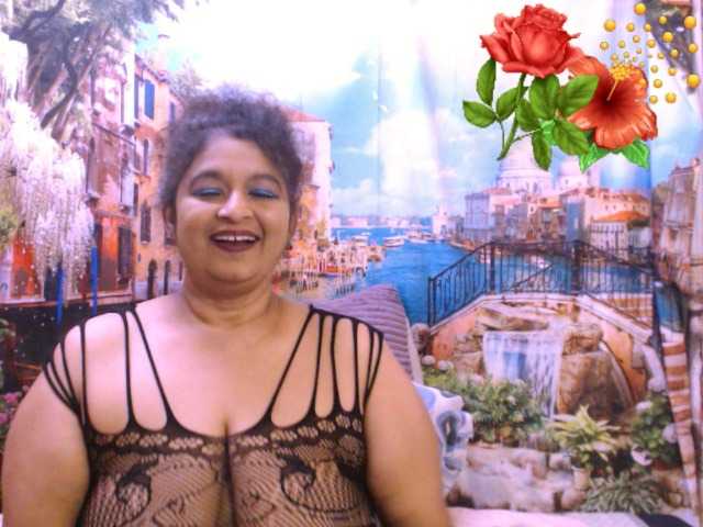 Live sex webcam photo for indianstar75 #291232640