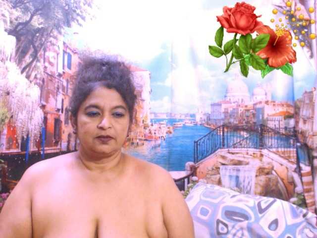 Live sex webcam photo for indianstar75 #291234937