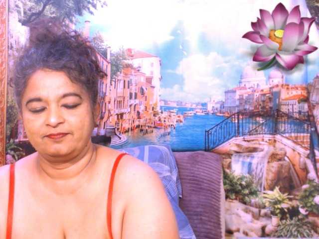 Live sex webcam photo for indianstar75 #291422889