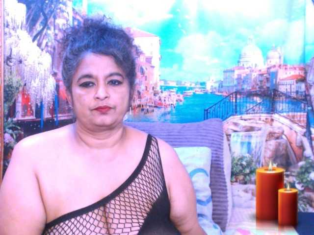 Live sex webcam photo for indianstar75 #291433542