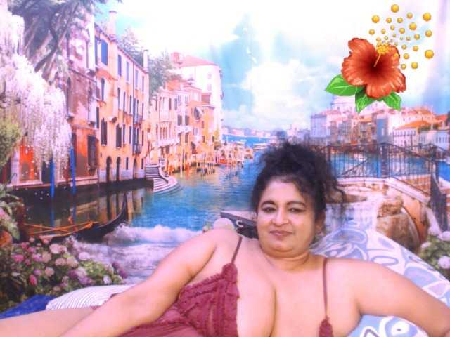 Live sex webcam photo for indianstar75 #291531561