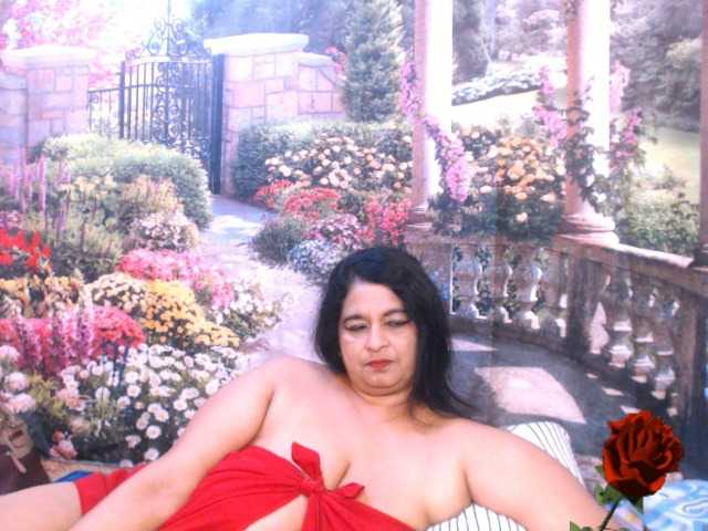 Live sex webcam photo for indianstar75 #291572636