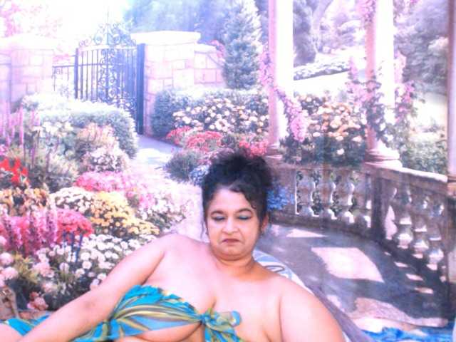 Live sex webcam photo for indianstar75 #291617081