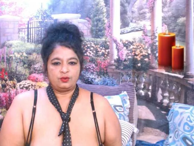 Live sex webcam photo for indianstar75 #291632925