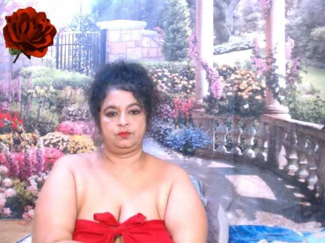 Live sex webcam photo for indianstar75 #291662271