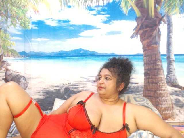 Live sex webcam photo for indianstar75 #291785270