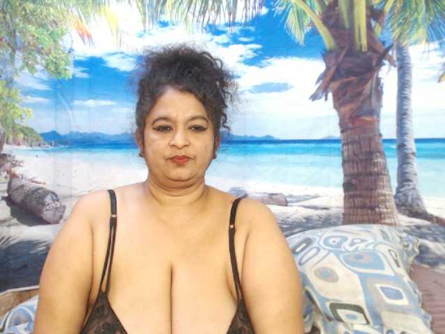 Live sex webcam photo for indianstar75 #291806569