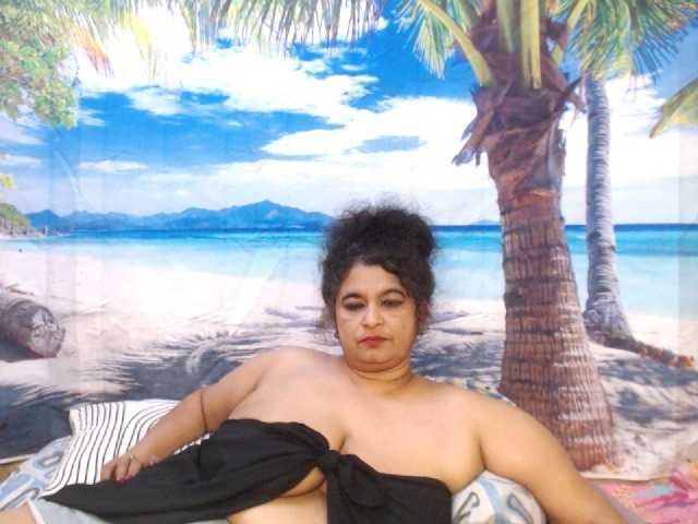 Live sex webcam photo for indianstar75 #291832415