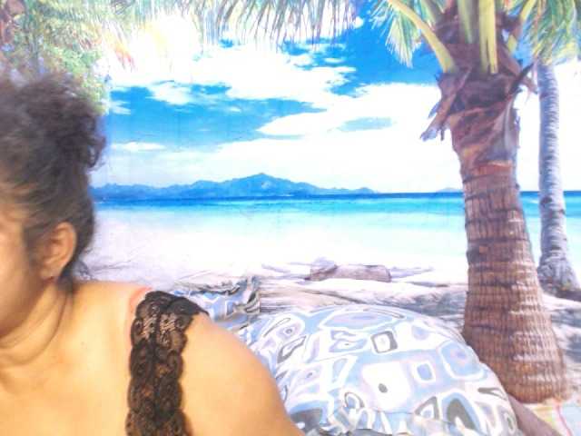 Live sex webcam photo for indianstar75 #291880207